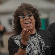 La Mona Jiménez regresa a San Juan después de 10 años