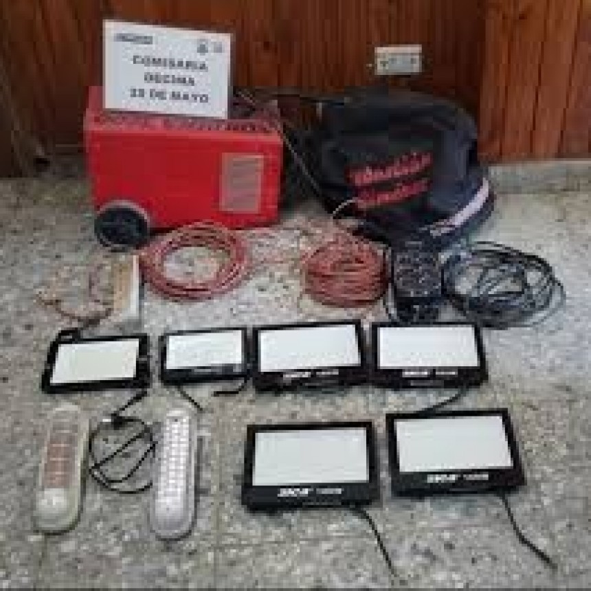 Robo en colegio de San Juan: detenidos y efectos recuperados