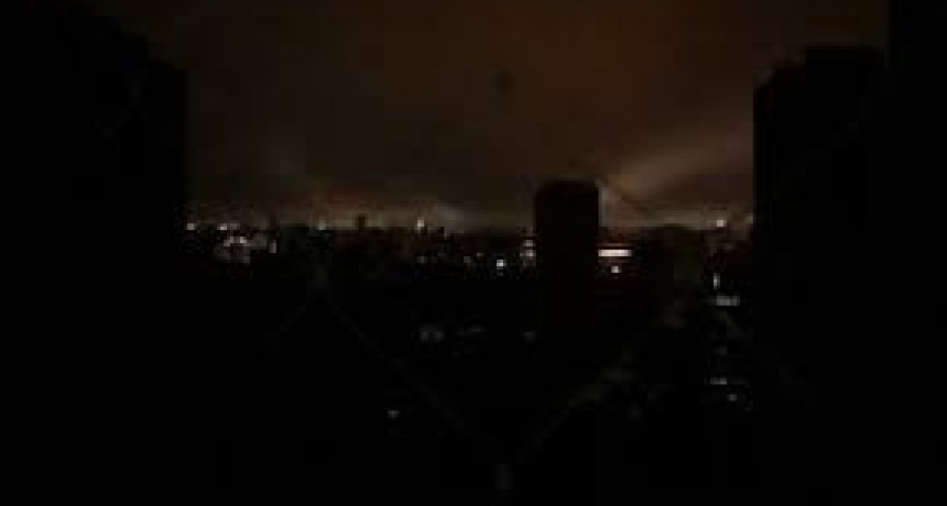 Apag&oacute;n en San Juan: fallas en dos estaciones transformadoras dejaron a oscuras a varios departamentos