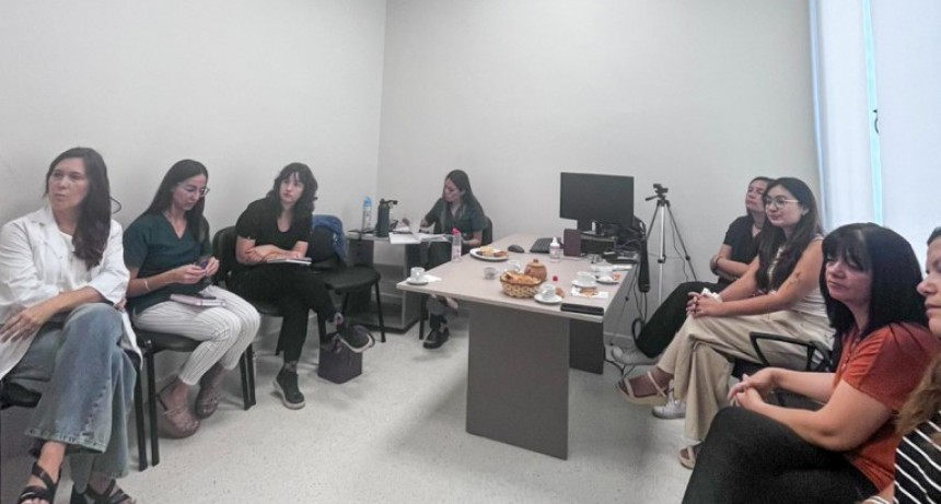 Salud fortalece el trabajo para abordar situaciones de violencia y crisis en salud mental