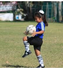 El fútbol femenino infantil da sus primeros pasos en San Juan