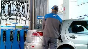YPF bajará 4% los precios de la nafta y el gasoil a partir de este jueves 1 de mayo