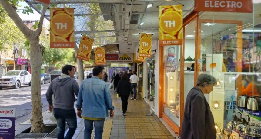 Se viene un Mega Outlet de cierre de temporada en San Juan: descuentos imperdibles