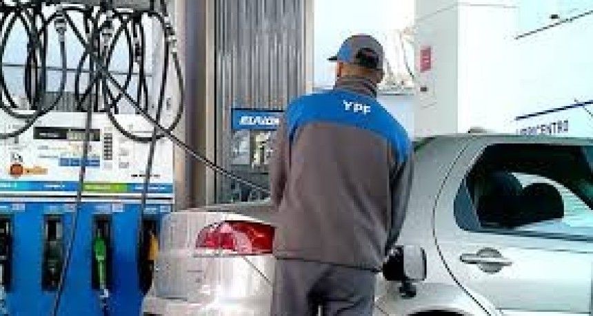 YPF bajará 4% los precios de la nafta y el gasoil a partir de este jueves 1 de mayo