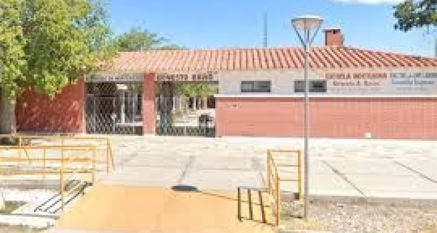 Inseguridad en Chimbas: entr&oacute; a una escuela, rob&oacute; un celular y fue atrapado por los guardias