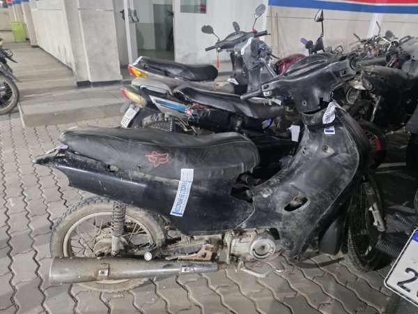DIRECCI&Oacute;N D-7 / Secuestro de motocicleta con pedido de secuestro vigente
