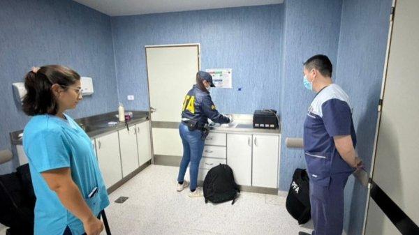 Cay&oacute; un punto de venta de drogas en Rawson: cuatro detenidos