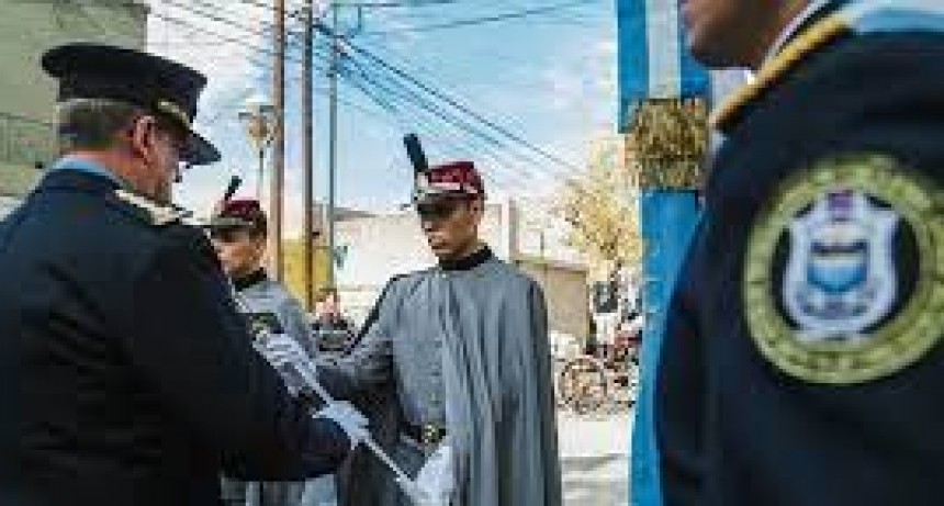 La Casa de Sarmiento recibió el sable de Antonino Aberastain con un emotivo acto
