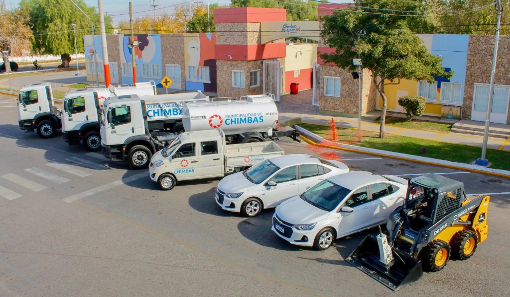  Chimbas amplía su parque automotor con nuevas movilidades y maquinaria