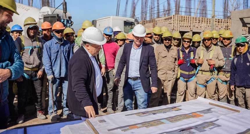 Orrego recorrió la obra del nuevo edificio de la EPET Nº 4