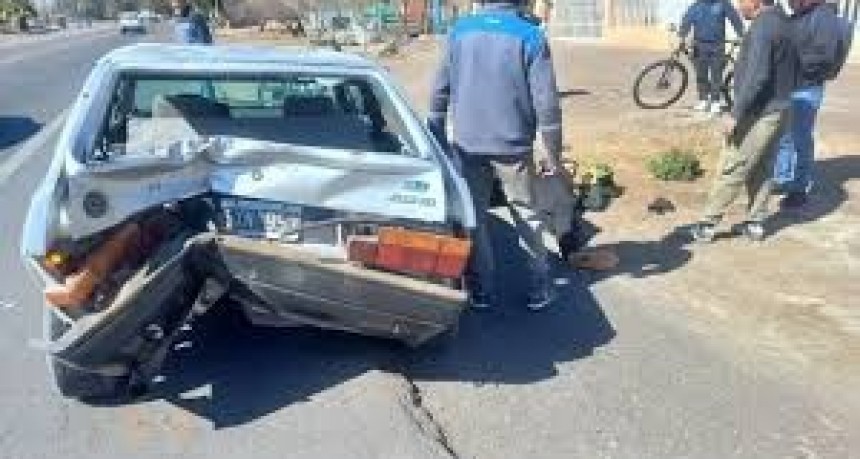 Violento siniestro vial en la Ruta 20: un motociclista de 32 años resultó herido