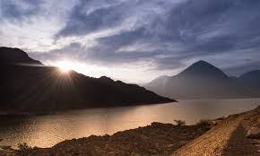 Alerta en San Juan: Sábado 27 con Viento Sur de 70 km/h y Chaparrones, ¡Adiós al Mate Matutino!