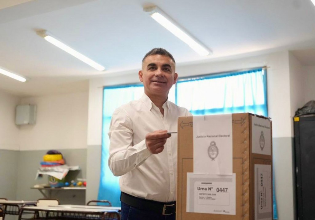 Fabián Gramajo (Fuerza San Juan) Votó en Chimbas y Destacó el Inicio de la Jornada Cívica