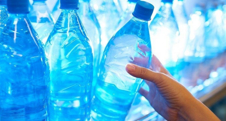 Salud brinda recomendaciones sobre aguas envasadas