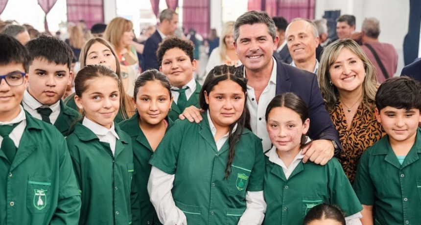 San Juan Finaliza la Entrega de 30.000 Computadoras Educativas y Extiende la Alfabetización Digital en Toda la Provincia
