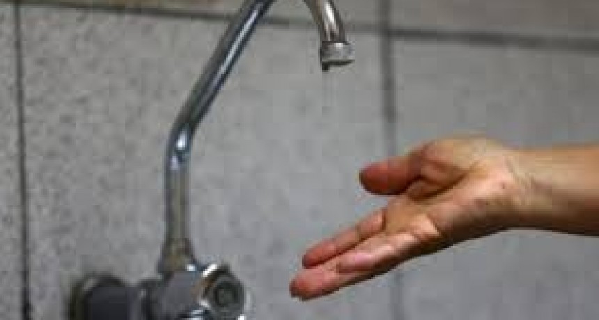 Cortes de agua en Rivadavia y Chimbas: la turbidez por las lluvias afecta el servicio en varios barrios